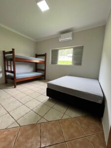 b6d58f7f-ecfc-4a4b-a2c7-febf9f5355d1